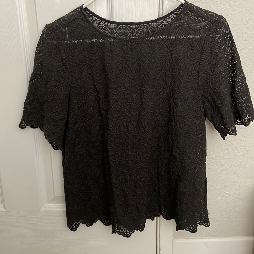 J Crew Cropped Gray Lace Look Top